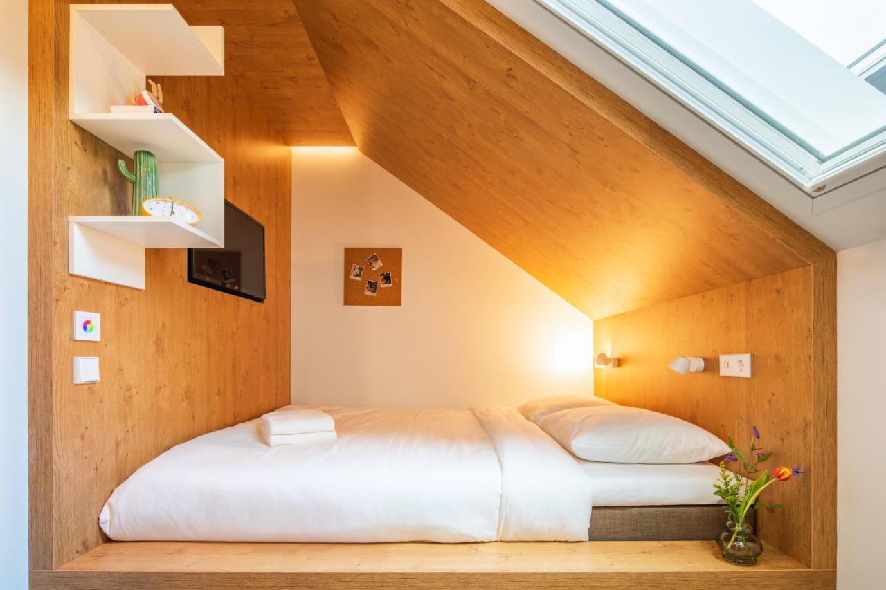 Bunk Hotel Амстердам Экстерьер фото