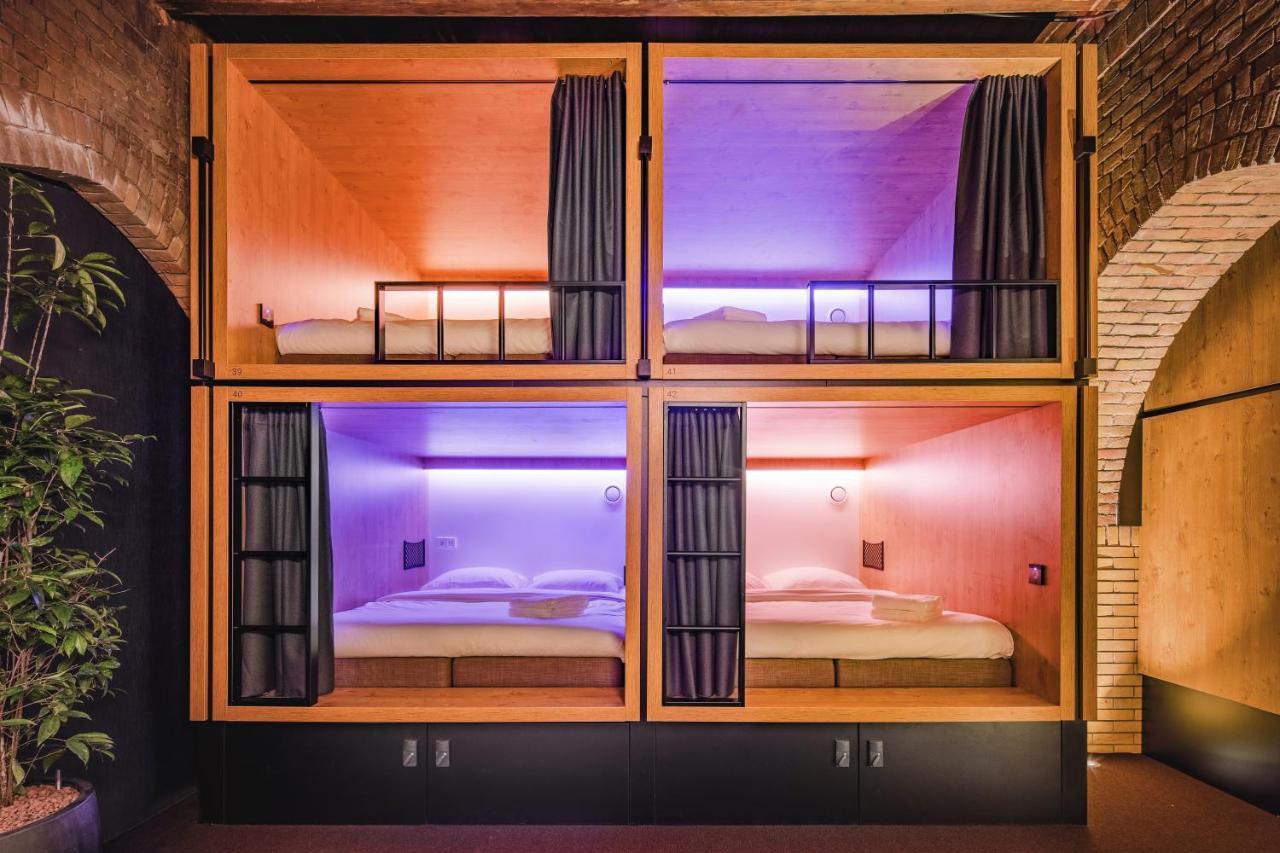 Bunk Hotel Амстердам Экстерьер фото